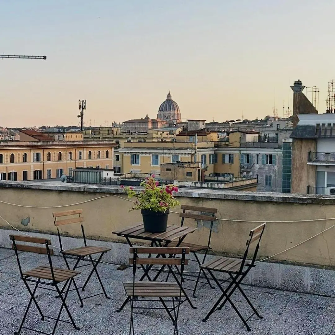Incantevole Appartamento In Pieno Centro A Roma